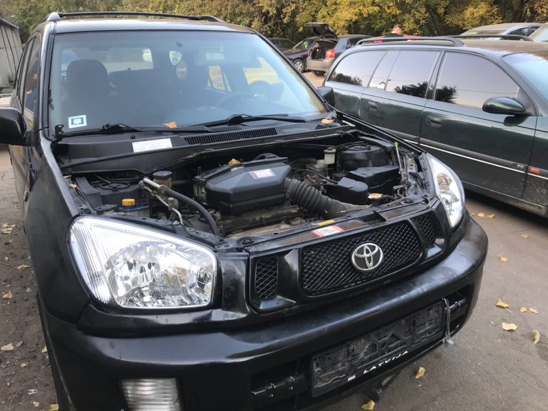 Toyota RAV4 (2000-2005)
