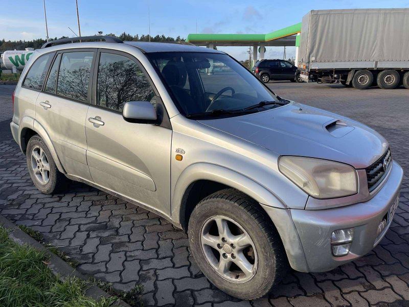 Toyota RAV4 (2000-2005)