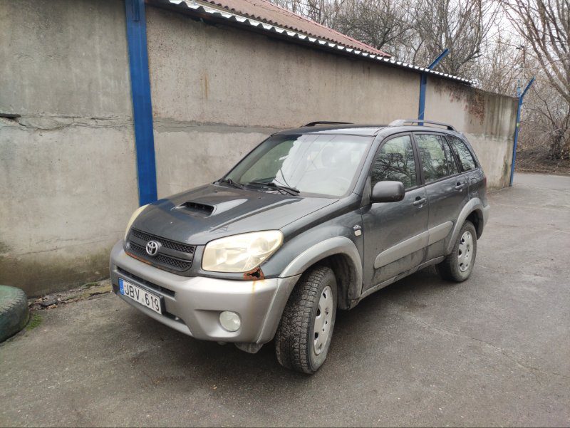 Toyota RAV4 (2000-2005)