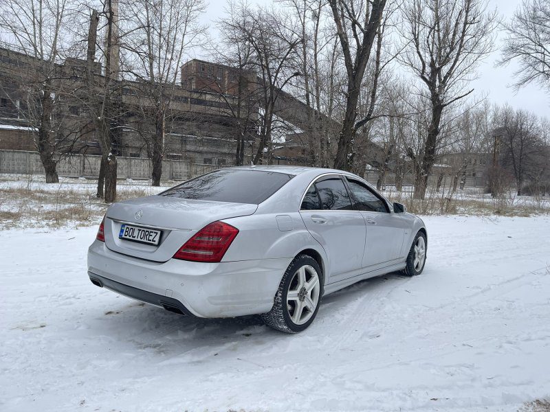 Mercedes W221 (2005-2009-2013)