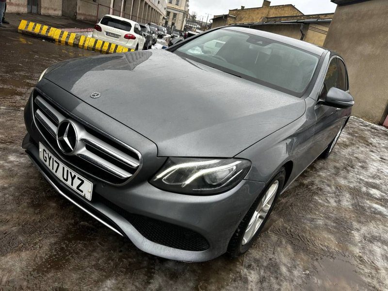 Mercedes W213 (2016-…)