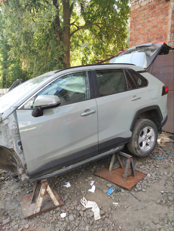 Toyota RAV4 (2018-2024)
