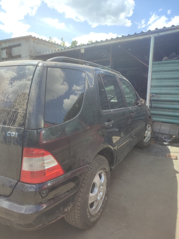 Mercedes W163 ML (1997-2001-2005)