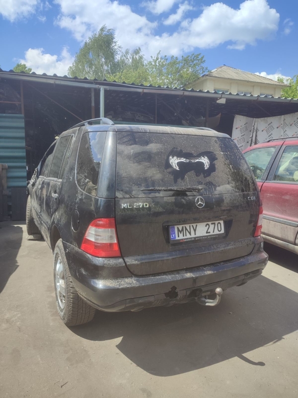 Mercedes W163 ML (1997-2001-2005)