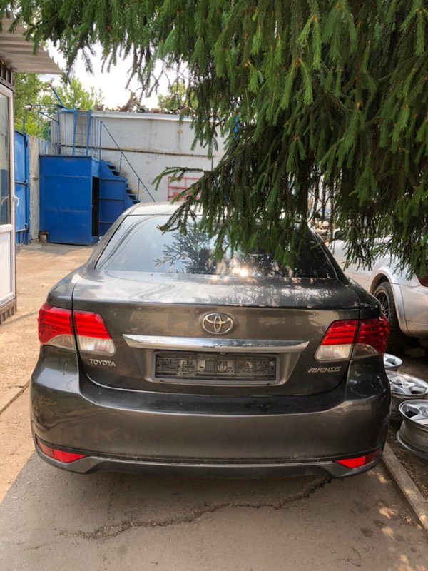 Toyota Avensis T27