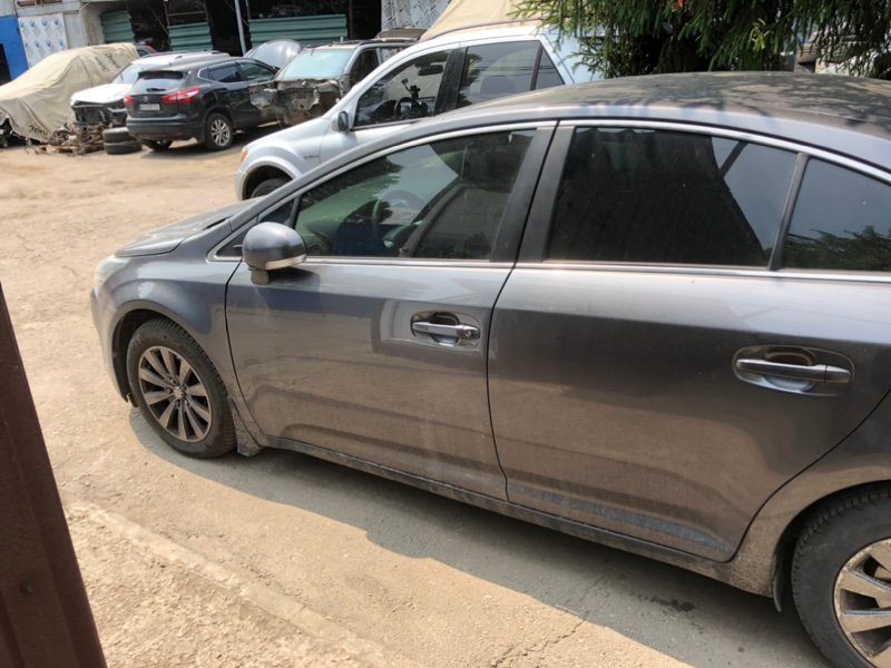Toyota Avensis T27