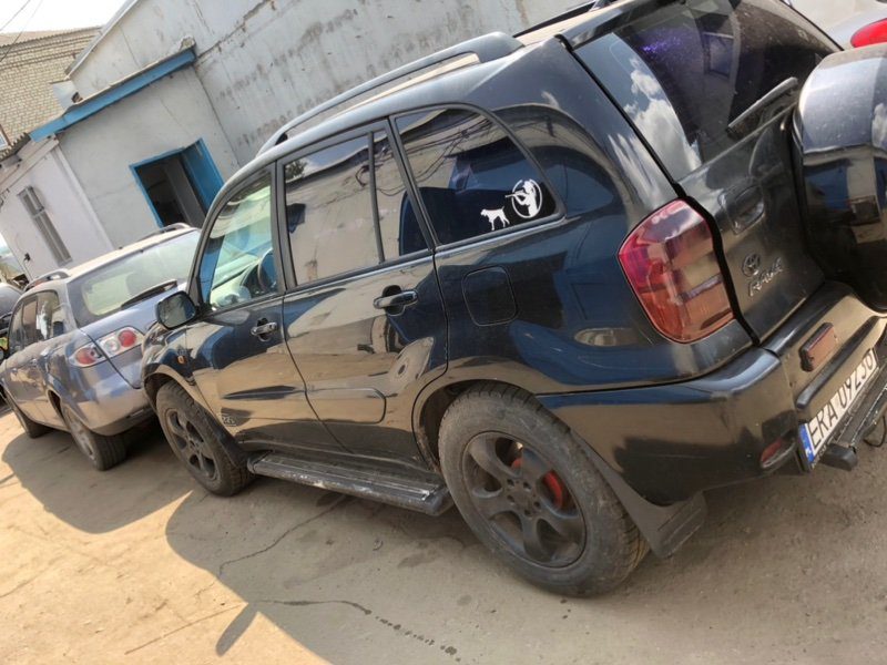 Toyota RAV4 (2000-2005)