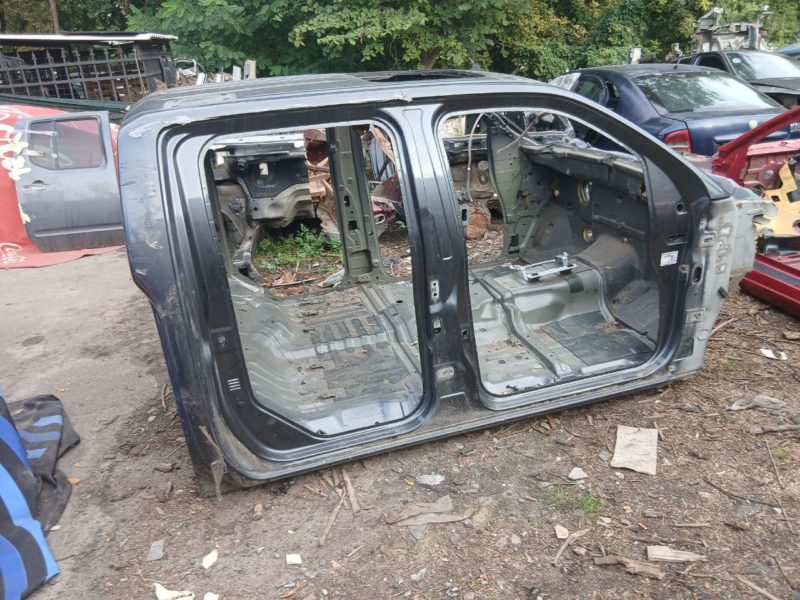 Nissan Navara D40