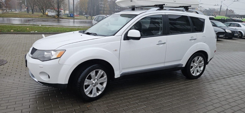 Mitsubishi Outlander XL (2005-2009)