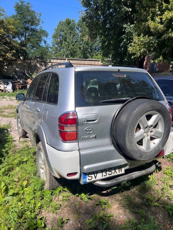 Toyota RAV4 (2000-2005)