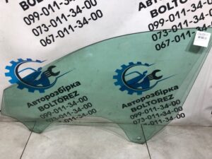 Скло двері передньої лівої