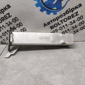 Кронштейн підсилювача амортизатора