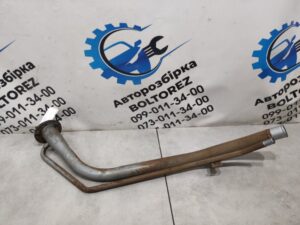 Горловина паливного бака