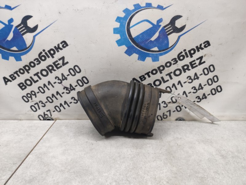 Патрубок повітряного фільтра