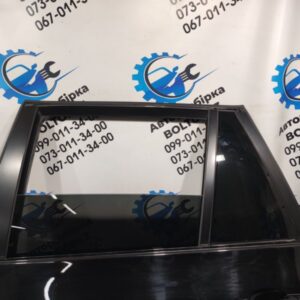 Двері задня ліва