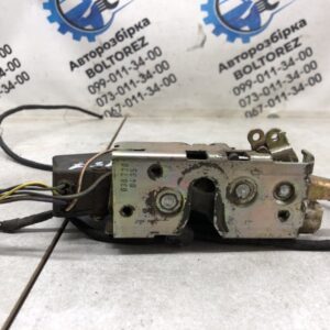 Замок двері